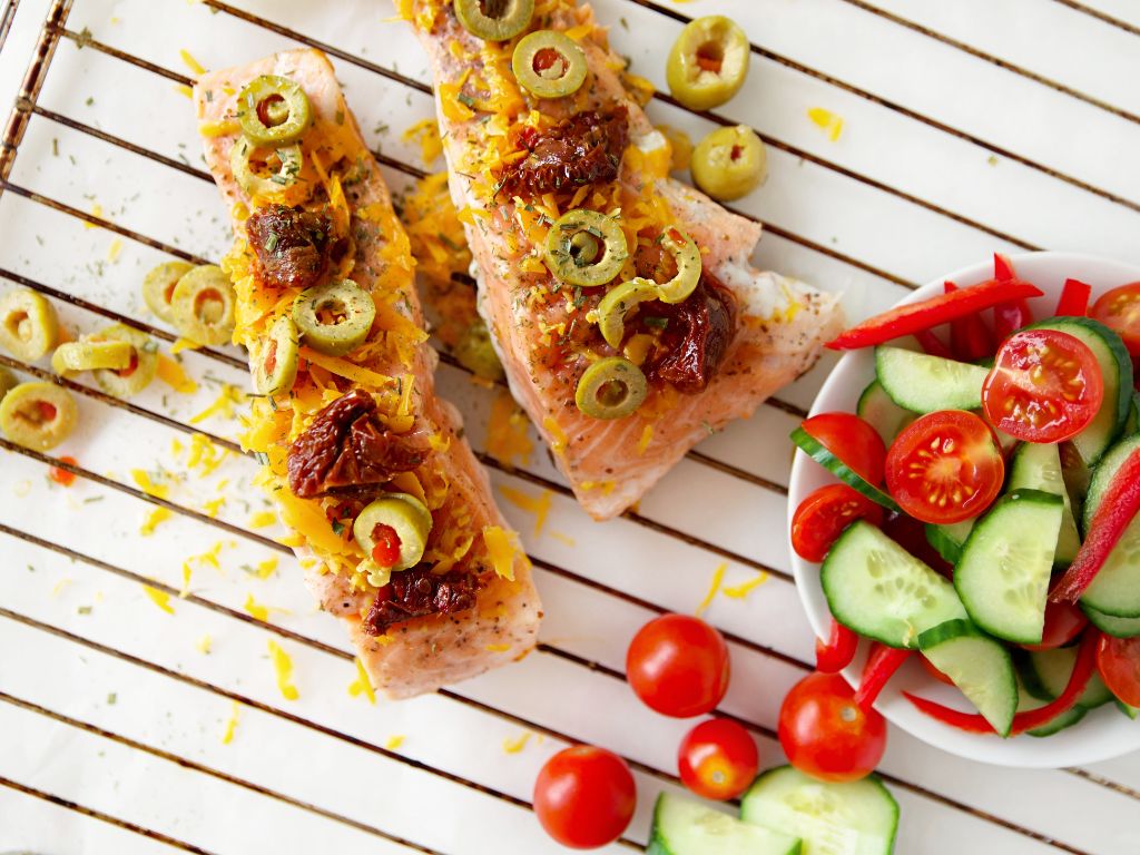 Čo jesť, aby ste lepšie spali: jedlá, ktoré podporujú kvalitný spánok a regeneráciu